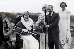 Carnival Queen 1938 Vivienne Peart -Married name Vivienne Hunter. The gentleman is  Jockey Freddie Fox.