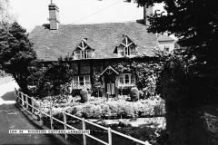 Riverside-Cottage
